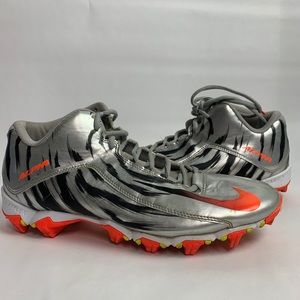 Nike Alpha Shark 2 High Top Football Cleats